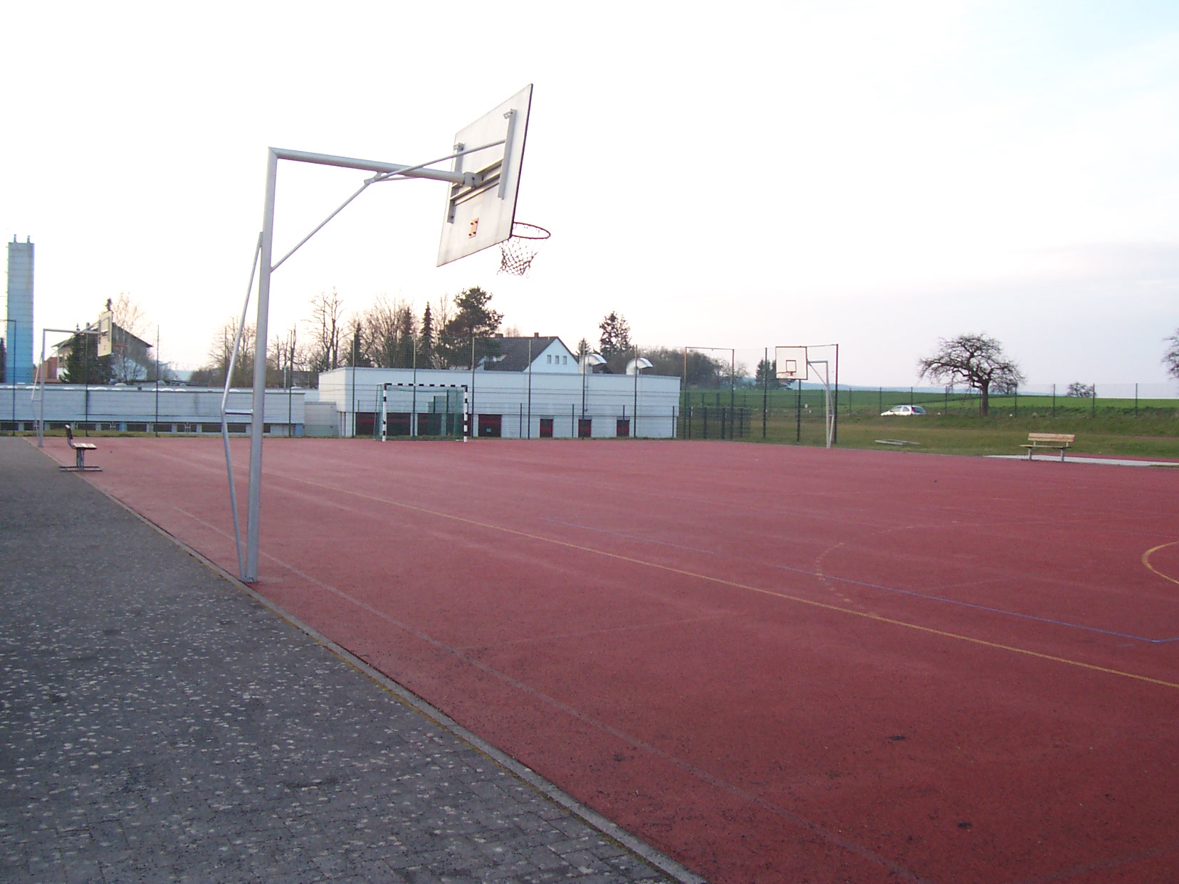 Schule Heskem 105